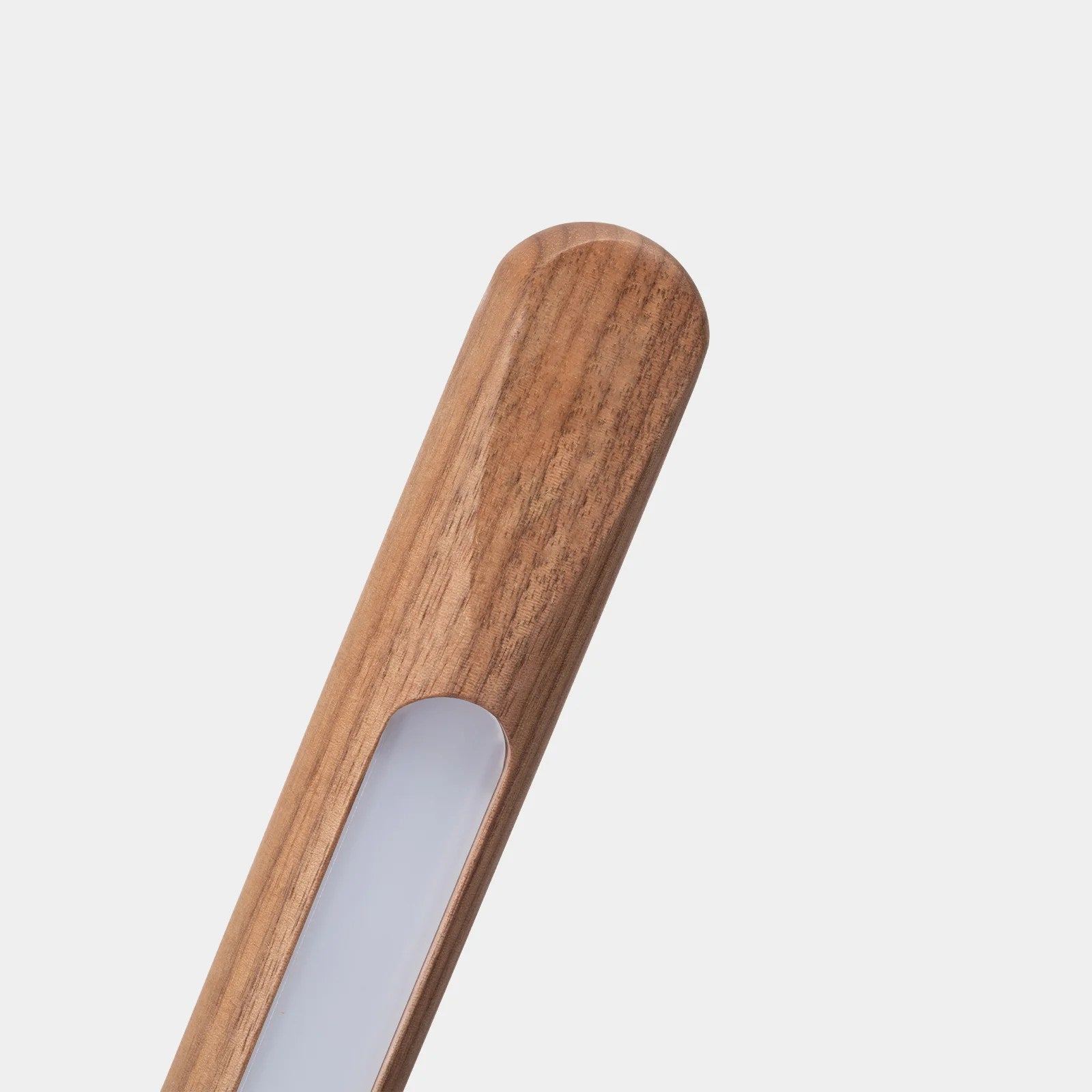 Lean Floor Lamp