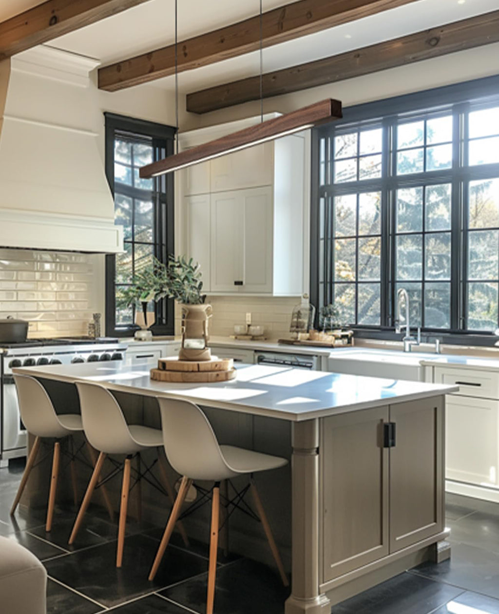 Minimalist Linear Pendant Light